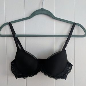 Calvin Klein Comfort Lace Lift Demi Bra